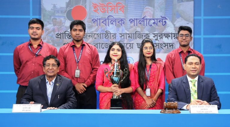 খাদ্য নিরাপত্তায় সর্বোচ্চ অগ্রাধিকার দিচ্ছে সরকারঃ রাজ্জাক